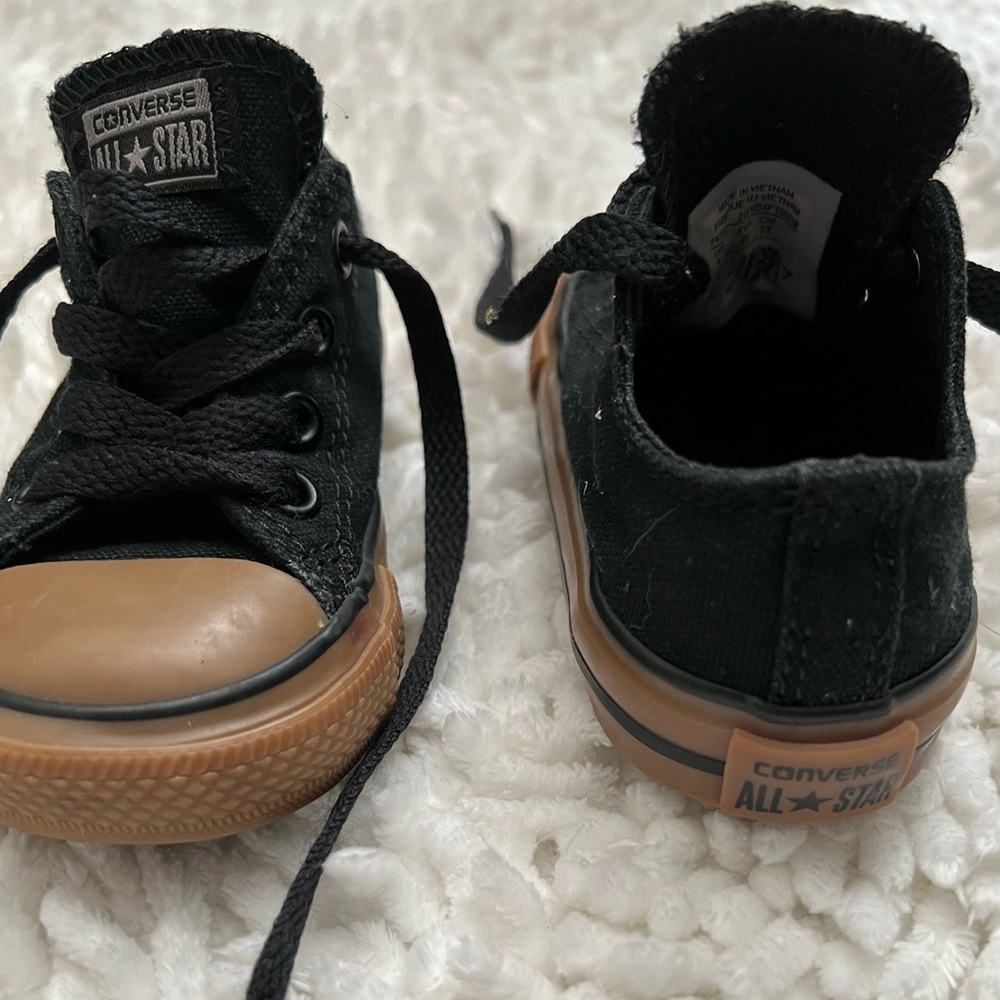 Converse Chuck Taylor Allstar | Black and Tan Size 6c